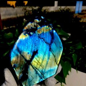 1078g Natural Labradorite Quartz Crystal Stone
